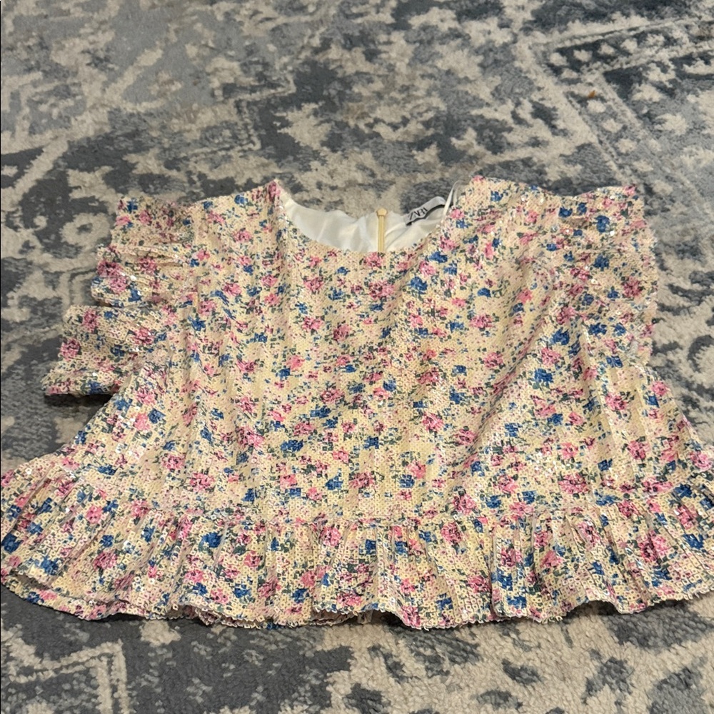 Zara Multicolor sequin floral ruffle blouse